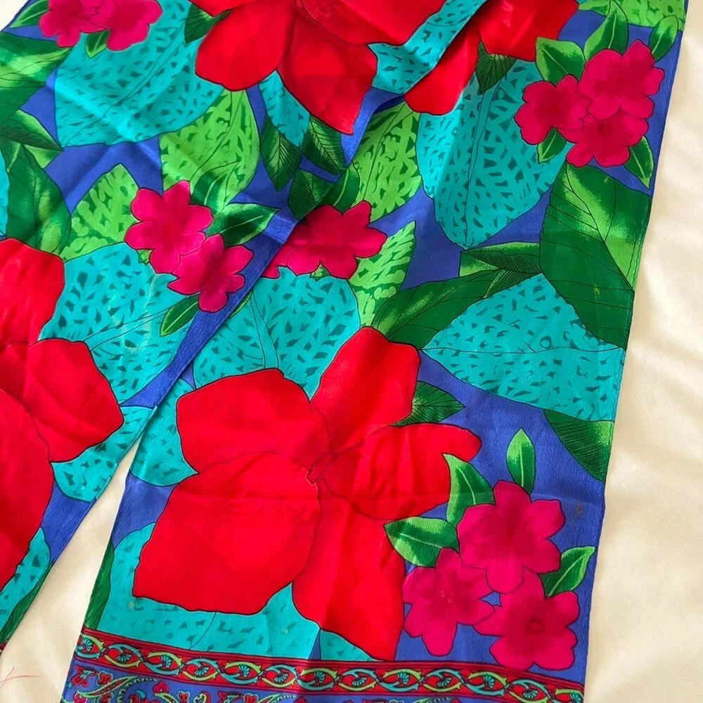 Vintage‎ floral vibrant silk scarf